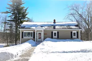 31 Johnson St, Belmont, NH 03220 - Photo 1
