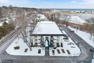 467 High St, Hampton, NH 03842 - Photo 1