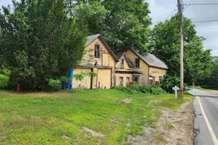 126 Meredith Center Rd, Meredith, NH 03253 - Photo 1