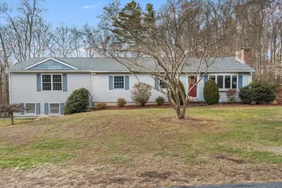 21 Berry Road, Derry, NH 03038 - Photo 1