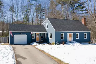 19 Pinewood Dr, Somersworth, NH 03878 - Photo 1