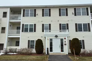 12 Vista Ridge Dr, Londonderry, NH 03053 - Photo 1