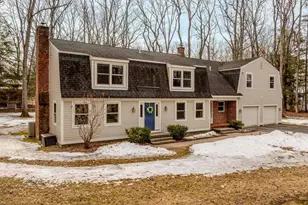 66 Oak Ridge Rd, Lebanon, NH 03784 - Photo 1