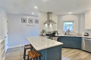 40 Wolf Rd, Lebanon, NH 03766 - Photo 1