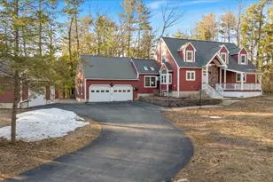 24 Oak Ridge Rd, Sandown, NH 03873 - Photo 1