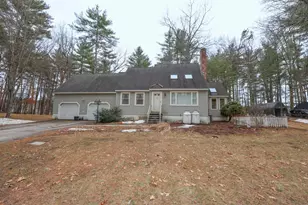 125 Pinecrest Rd, Litchfield, NH 03052 - Photo 1
