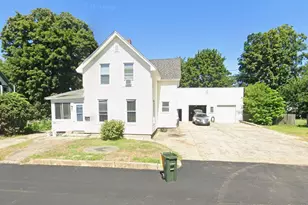 14 Summer St, Laconia, NH 03246 - Photo 1