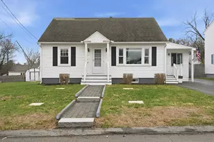 599 Brunelle Ave, Manchester, NH 03103 - Photo 1