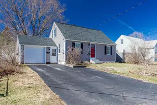 11 Lyons St, Rochester, NH 03867 - Photo 1