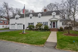 29 Dickerman St, Nashua, NH 03060 - Photo 1