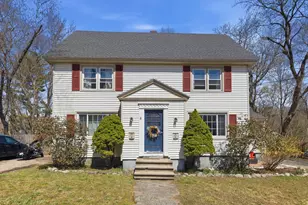31 Hill St, Dover, NH 03820 - Photo 1