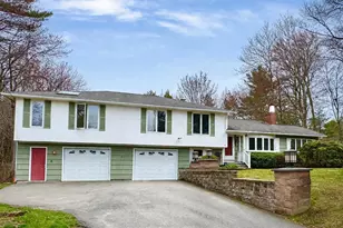 15 Pine Rd, North Hampton, NH 03862 - Photo 1