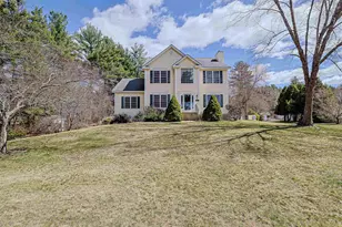10 Checkerberry Ln, Londonderry, NH 03053 - Photo 1