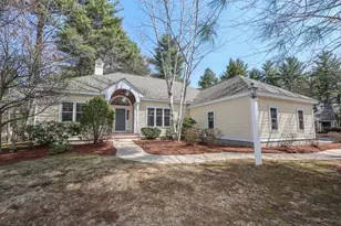 8 Heron Cove Dr, Merrimack, NH 03054 - Photo 1