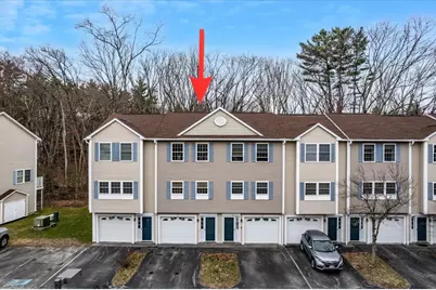 1029 S. Mammoth Road #17, Manchester, NH 03109 - Photo 1