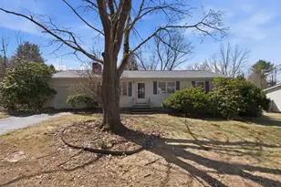 11 Thompson Ave, Hooksett, NH 03106 - Photo 1