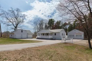 131 High Range Rd, Londonderry, NH 03053 - Photo 1