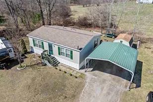 7 Lilac Ln, Pittsfield, NH 03263 - Photo 1