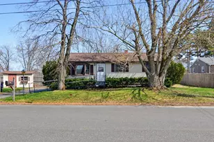 2 Westchester Dr, Nashua, NH 03063 - Photo 1
