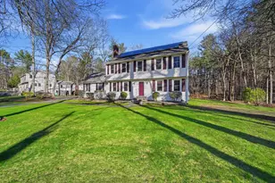 27 Winslow Farm Rd, Hudson, NH 03051 - Photo 1