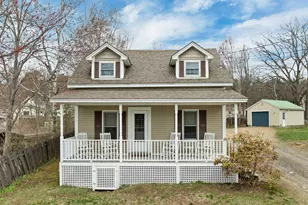 256 Pine St, Laconia, NH 03246 - Photo 1