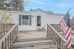 141 Estate Dr, Barrington, NH 03825 - Photo 1