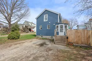 7 High St, Pembroke, NH 03275 - Photo 1