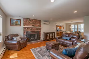 15 Twin St, Windham, NH 03087 - Photo 1