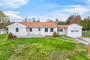 13 Darryl Ln, Salem, NH 03079 - Photo 1