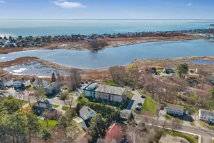 467 High St, Hampton, NH 03842 - Photo 1