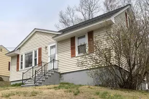 340 Gold St, Manchester, NH 03103 - Photo 1