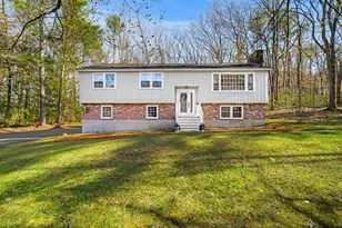 6 Newbury Dr, Amherst, NH 03031 - Photo 1