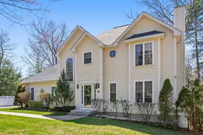 8 Flag Court, Auburn, NH 03032 - Photo 1