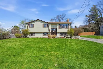 4 Percheron Circle, Nashua, NH 03062 - Photo 1