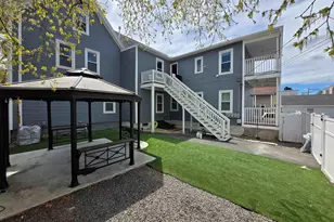 286 Lake Ave, Manchester, NH 03103 - Photo 1