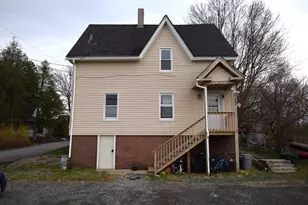 38 Jannell Ct, Epping, NH 03042 - Photo 1