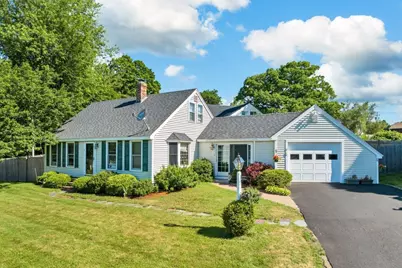 9 Old Lakeview Terrace, Wolfeboro, NH 03894 - Photo 1