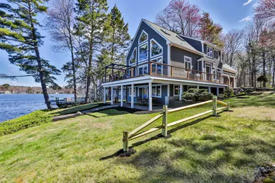 19 Aruda Road, Sandown, NH 03873 - Photo 1