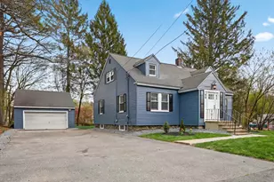 293 Lawrence Rd, Salem, NH 03079 - Photo 1