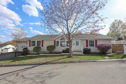 74 Heritage Way, Manchester, NH 03104 - Photo 1