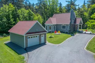 105 Loft Cir, Campton, NH 03223 - Photo 1