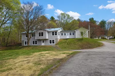 520 Pembroke Street, Pembroke, NH 03275 - Photo 1