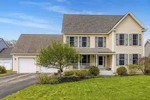 8 Mason Dr, Stratham, NH 03885 - Photo 1