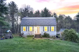 172 Warner Hill Rd, Derry, NH 03038 - Photo 1