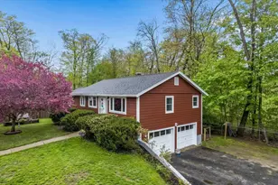 36 Oakwood Cir, Milford, NH 03055 - Photo 1