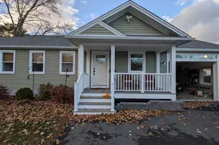 725 Colonial Dr, Portsmouth, NH 03801 - Photo 1