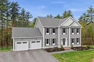 4 Farm Meadows Ln, Londonderry, NH 03053 - Photo 1