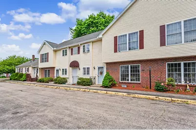 66 Harbor Avenue #unit 4, Nashua, NH 03060 - Photo 1