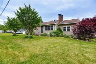 6 Ray Dr, Hooksett, NH 03106 - Photo 1