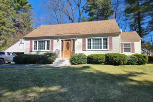 10 Whiton Pl, Plaistow, NH 03865 - Photo 1